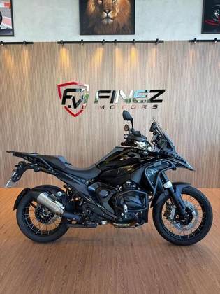 BMW R 1300 GS TRIPLE BLACK 